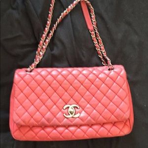 Fuchsia limited edition Chanel hand bag